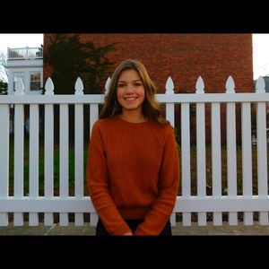 Meet your Posher, Izzy